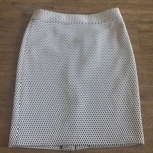 Banana republic patterned pencil skirt